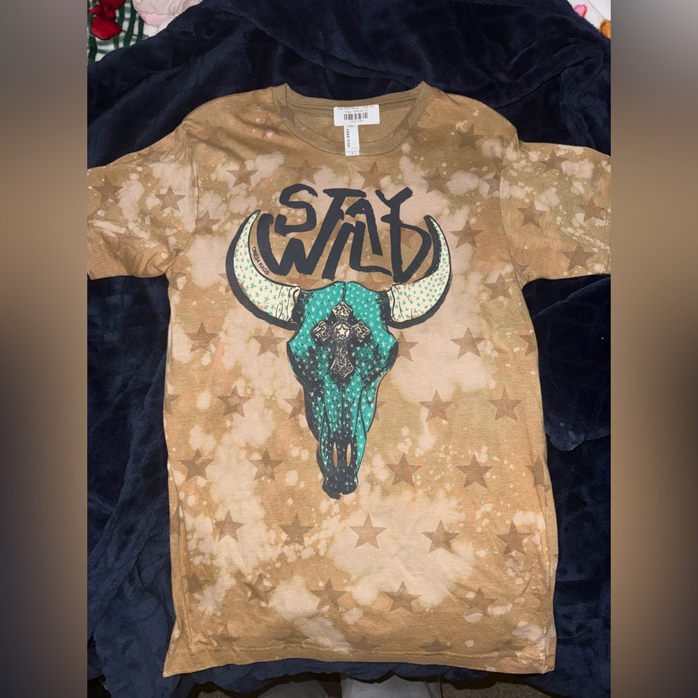 Stay Wild Graphic Tee - Brown